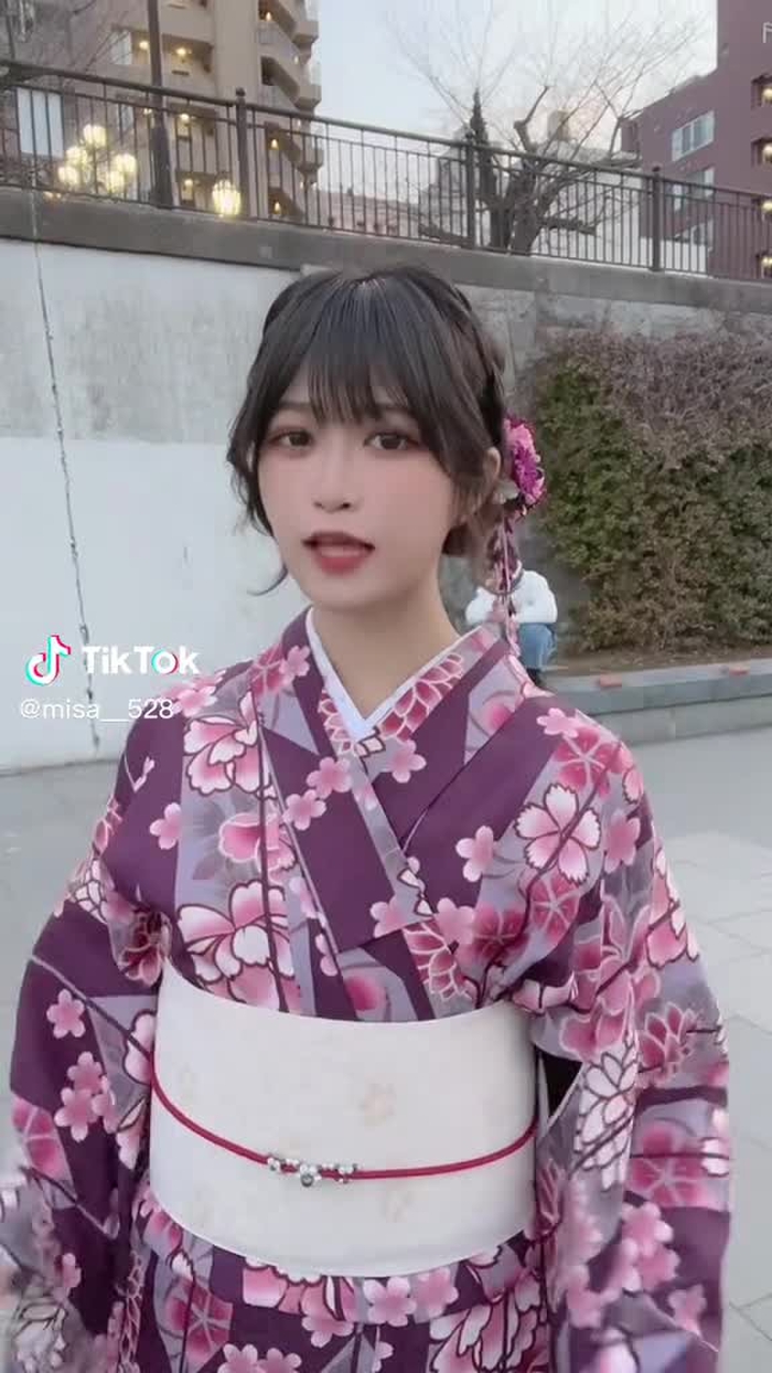 おみくじ凶だった！みんなはどうだったかな？2023年もよろしくね☺️