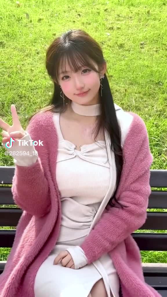 呼呼~好爱剪刀手✌️