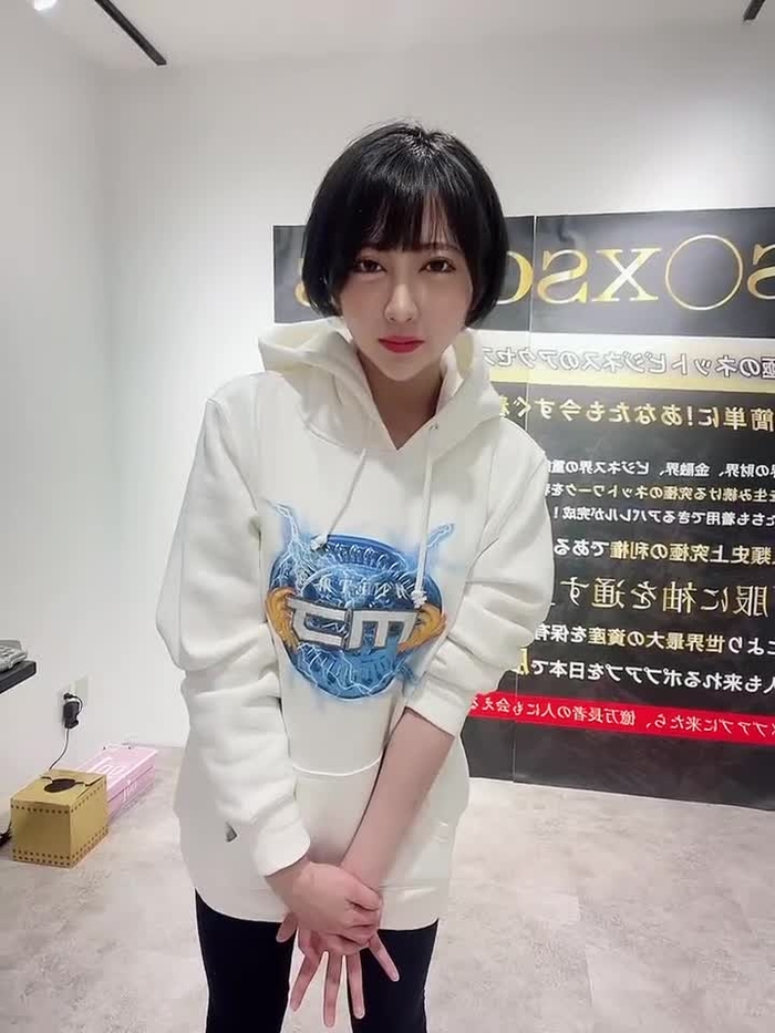 夏目響 Natsume Hibiki公式「うおー！」 nazo_sod 1