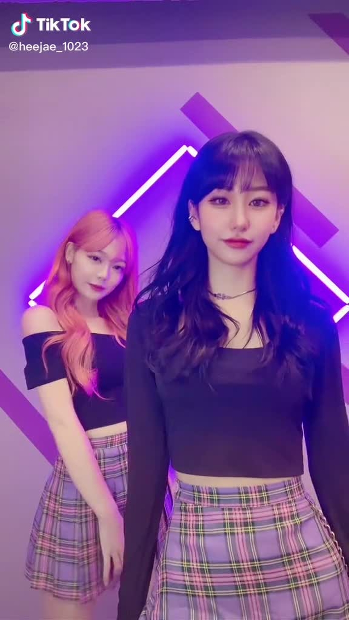 다들 나이 적고가! #fyp #fff #추천 #asiangirl #dance #duet