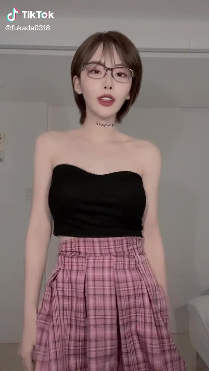 深田えいみ (@fukada0318) 's videos with som original - . ♬ ❦ 1