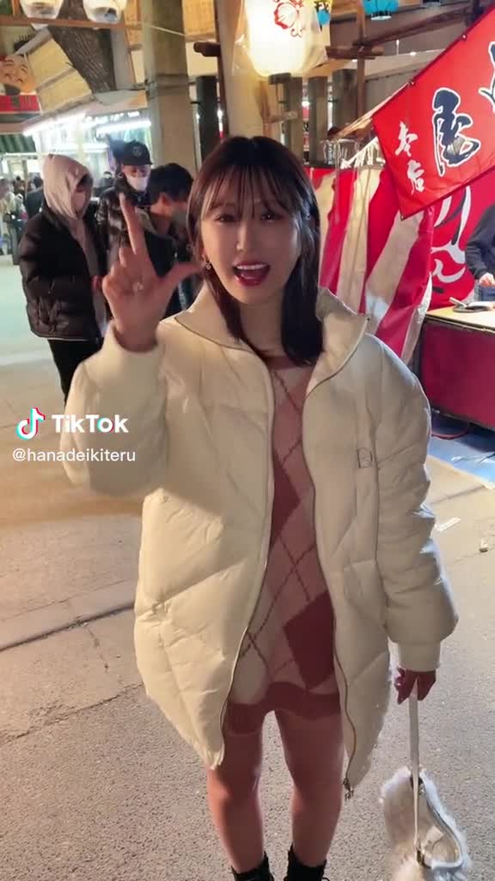 通りすがりの初めての人にティックトック撮ってもらった🤣動かすの上手すぎ🤭十日戎は堀川の方に行ってきた💗##十日戎##堀川戎##えべっさ...