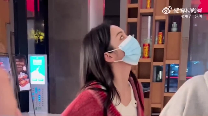 Simply Zhou Ye 周也 SimplyZhouYezi 4