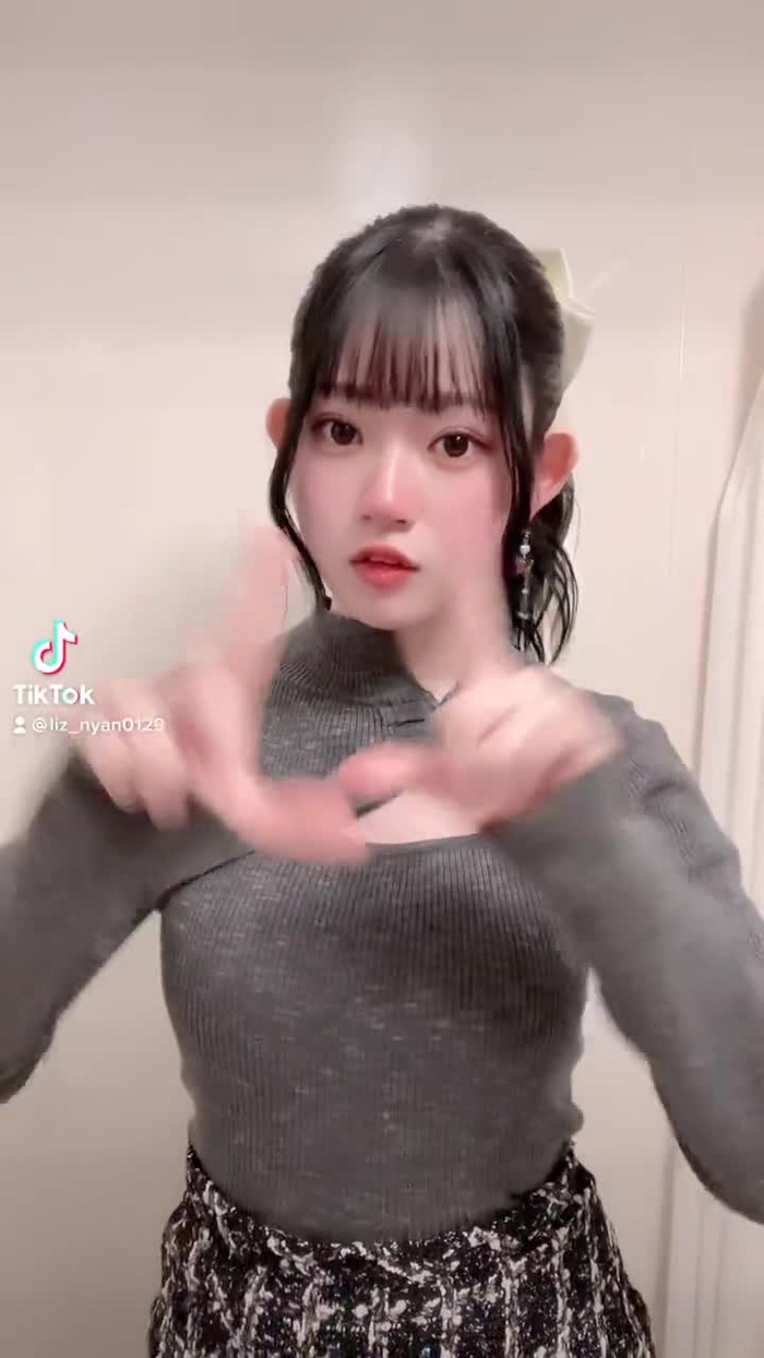 七瀬リズ🐱 liz_nyan0129 4