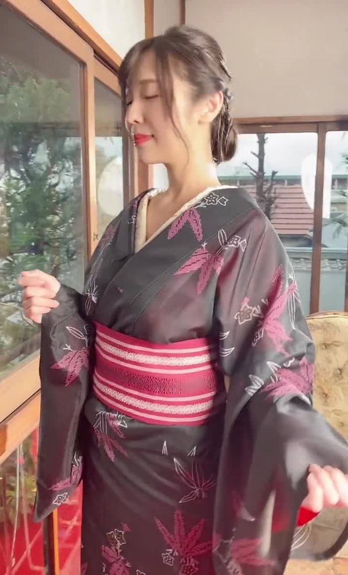 上羽絢🐿 Ueha_Aya_