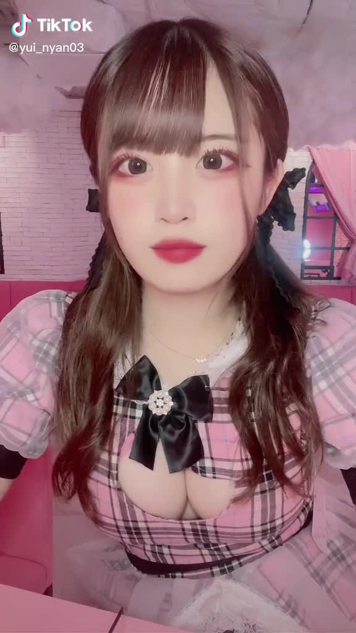 インスタのハイライトに会える日かいてるよ🎀#コンカフェ #コンカフェ嬢 #コンカフェキャスト