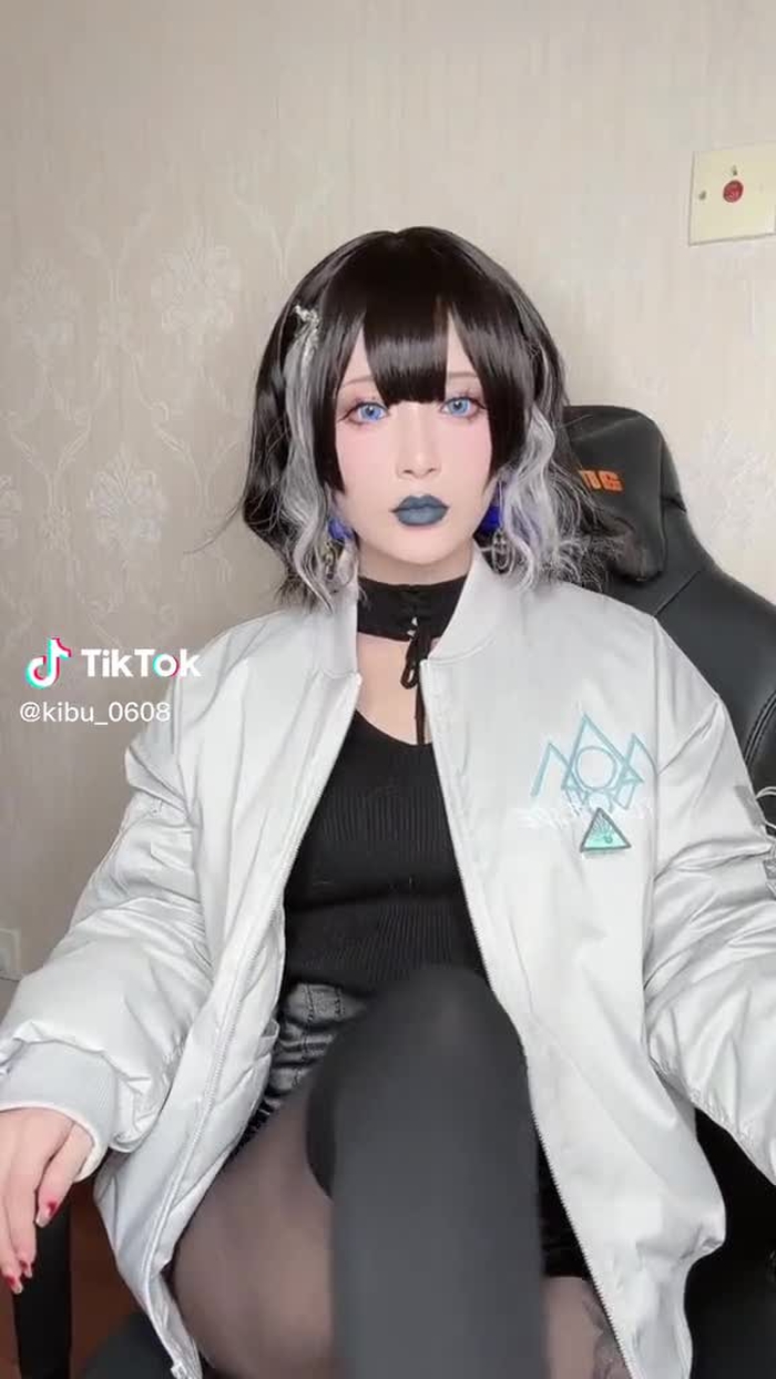 Do u like my blue makeup💙#cosplayer #cosplay #makeup #fyp #goviral #バ...