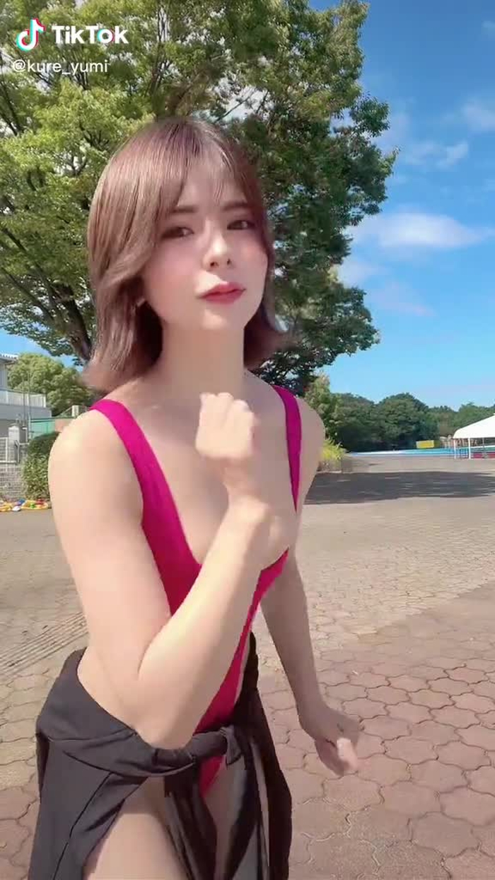 とんでもない衣装