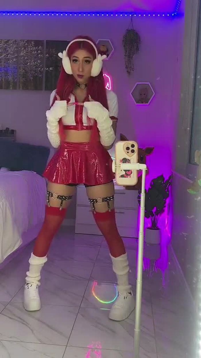 Zoey Di Giacomo zoeytush 9