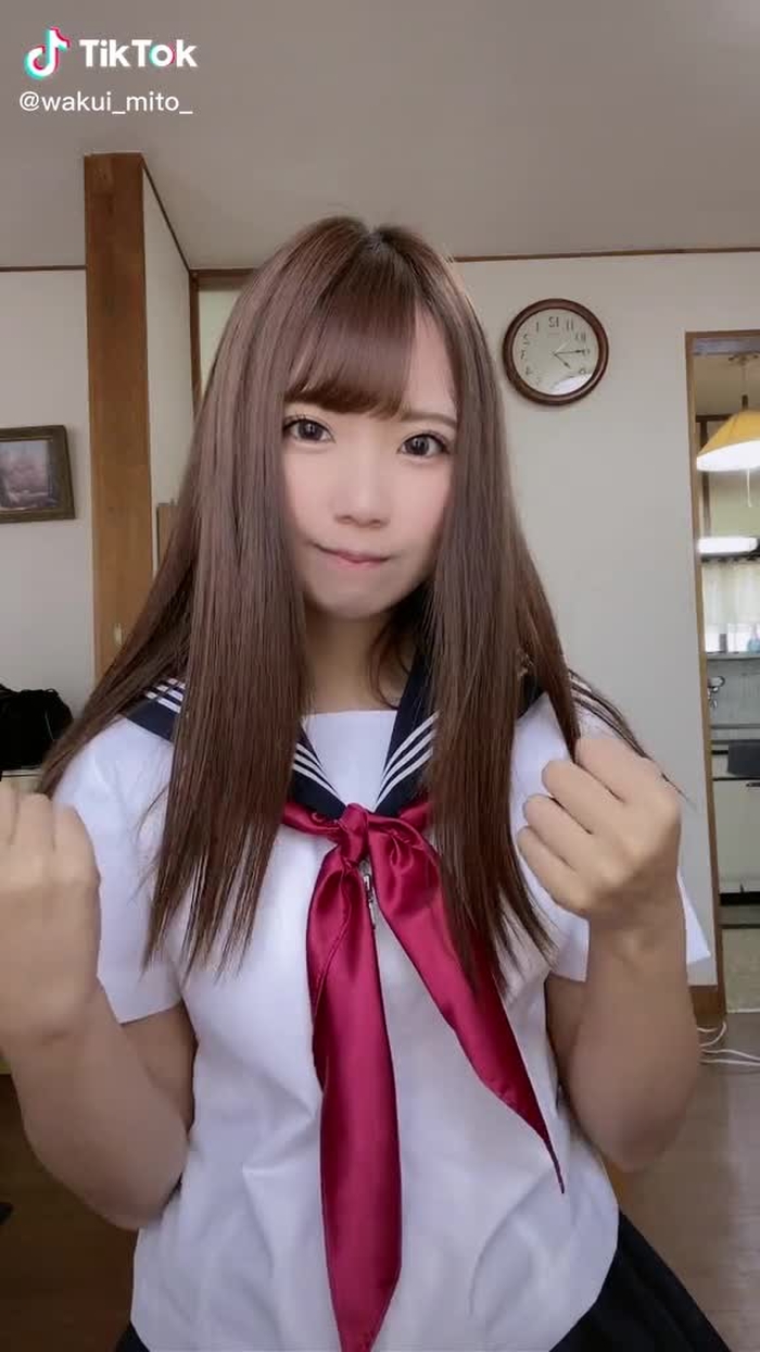 和久井美兎(みとぴょん)🐰 (@wakui_mito_) 's videos with POP! - NAYEON