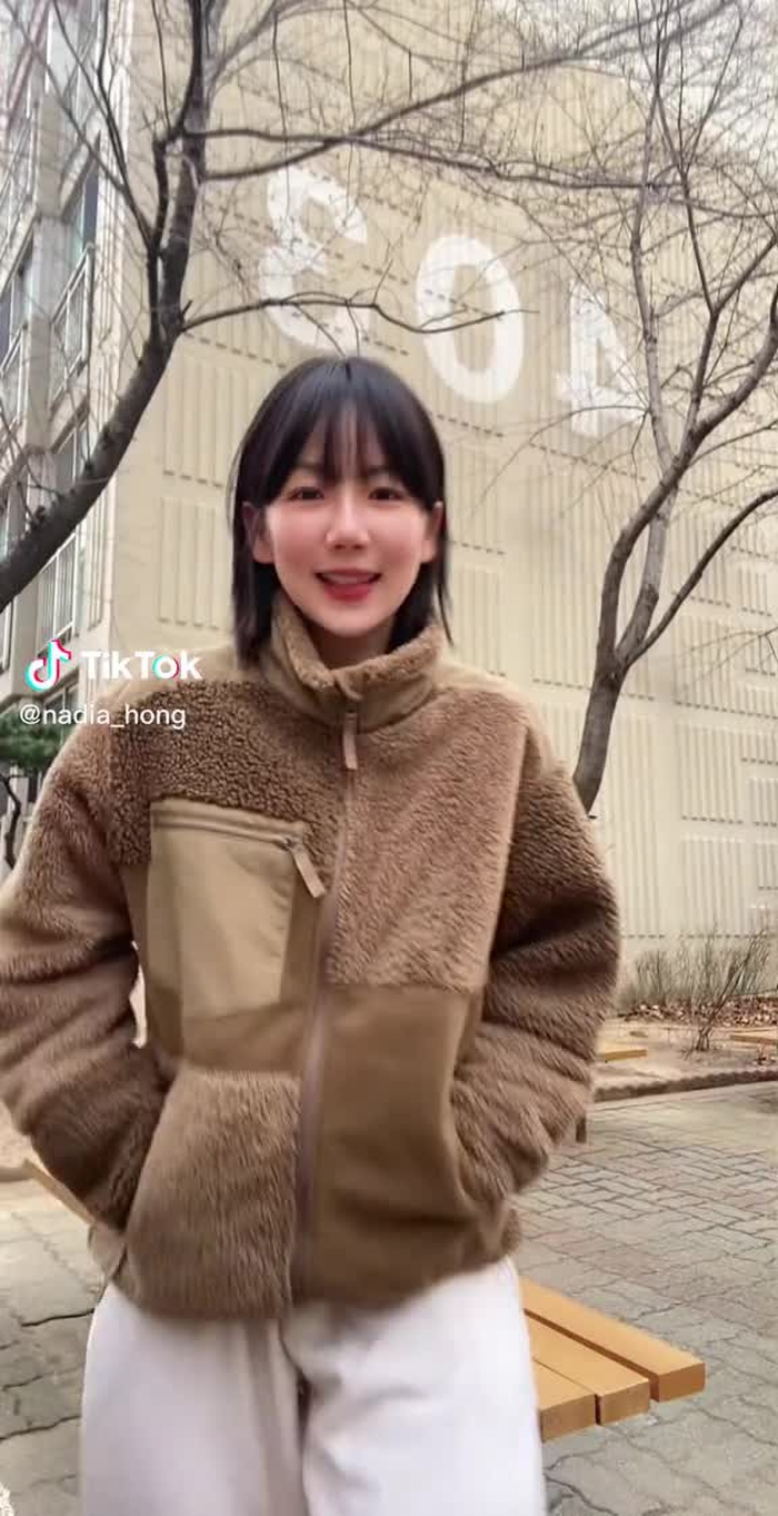 나디아 홍 Nadia Hong (@nadia_hong) 's videos with OMG - NewJeans 1