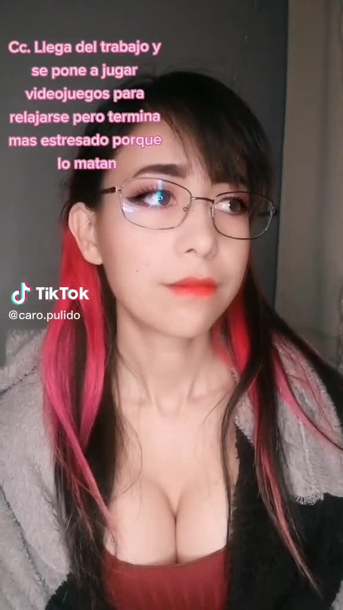 Casi a diario #humor #parejas #pareja #videojuegos #cod #warzone