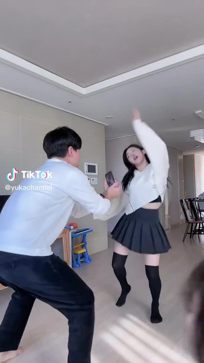 Very 정신없어 🤣🤣🤣 #fyp #trend #family #omg #newjeans