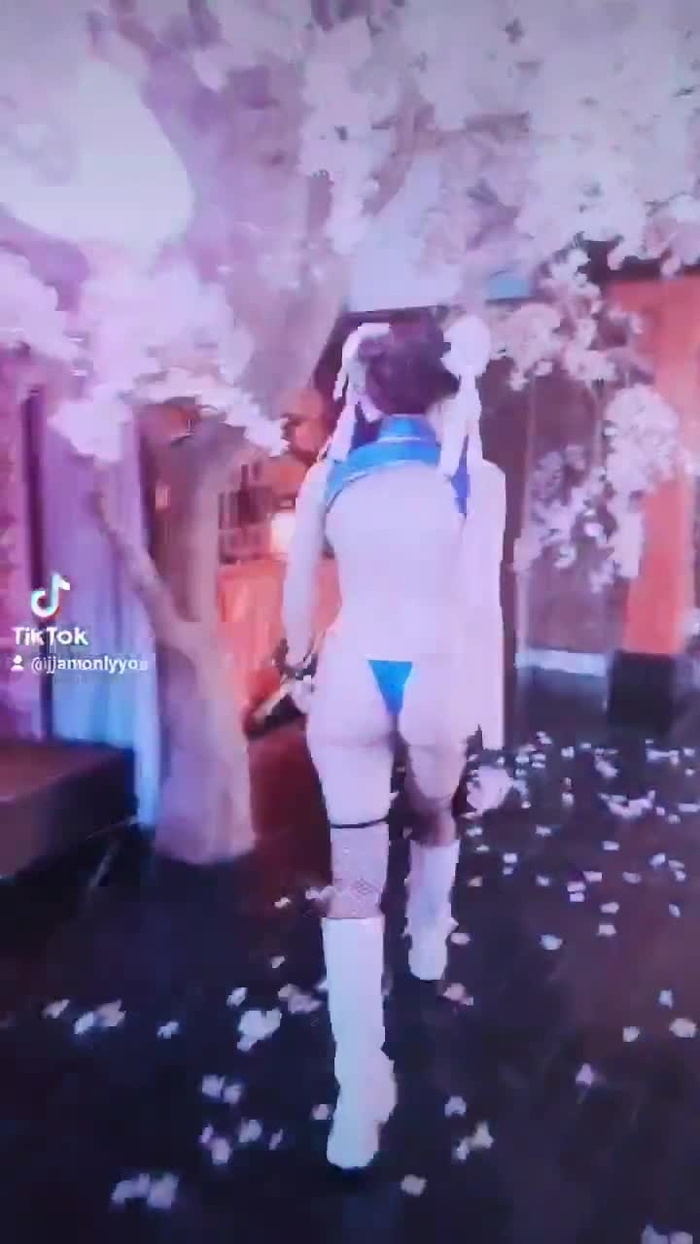 JJamx - Gaming & Cosplay JJamonlyyou