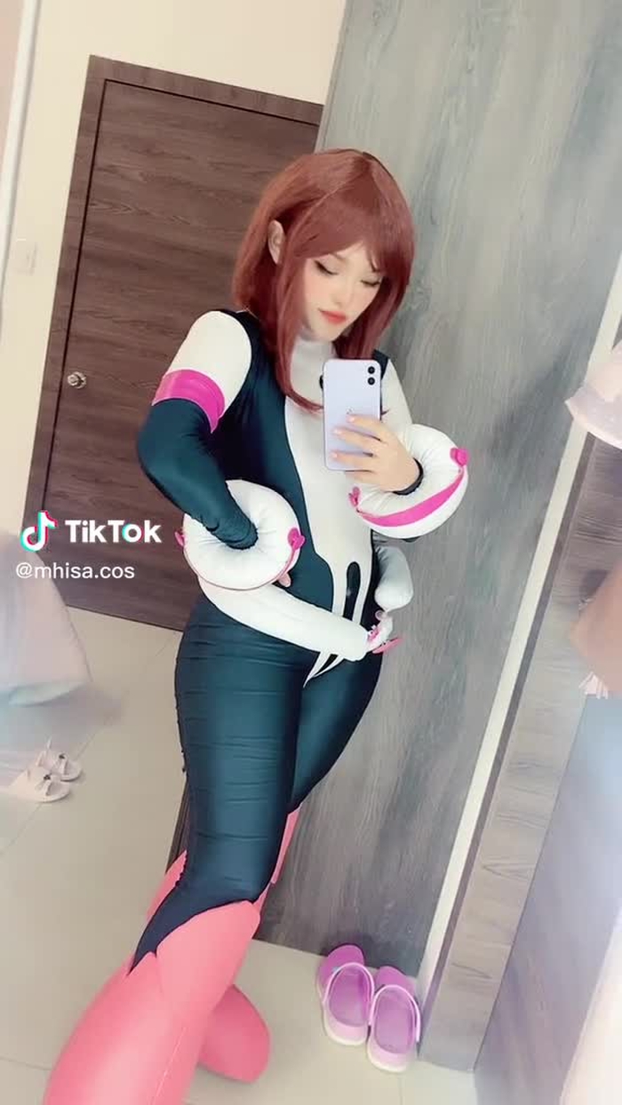 Que tal va tu semanita? #ururaka #otakus #anime #waifus #myheroacademi...