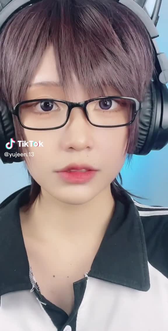 YUJEEN (@yujeen.13) 's videos with オリジナル楽曲 - いくら
