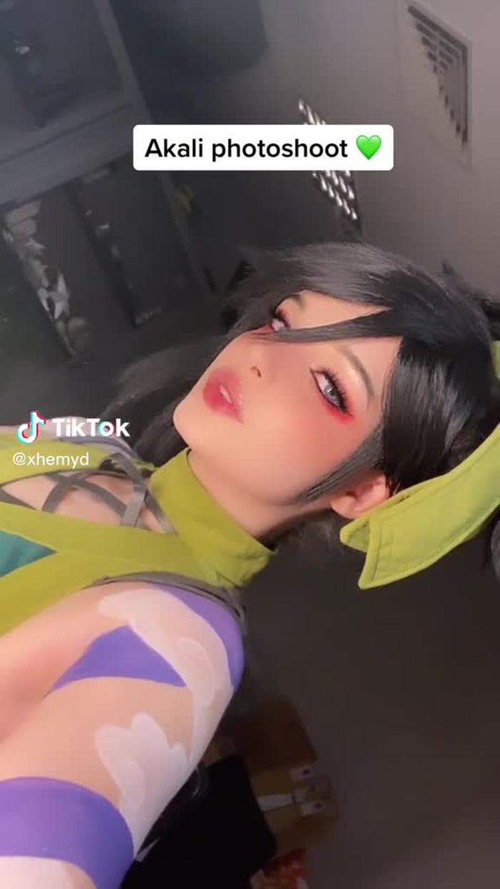THE BACK TATTOO IS SO COOL 🫣 #akali #akalicosplay #league #leagueofle...