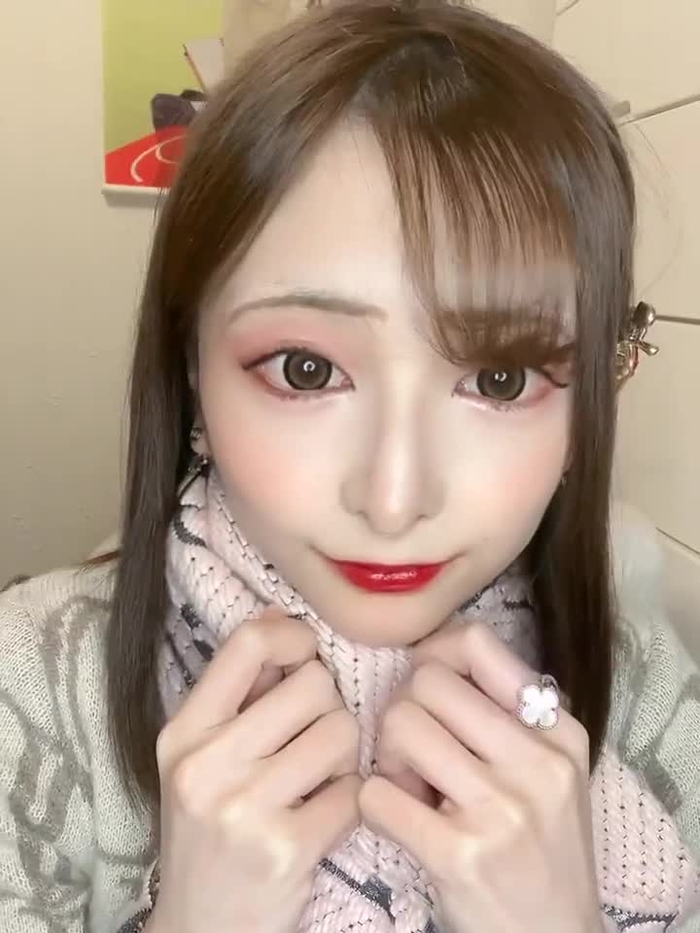 明日来ひかり hikari_asuki