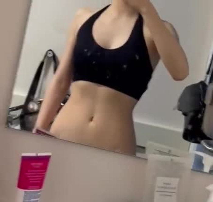 Arika Ren🖤 Arika_aarika