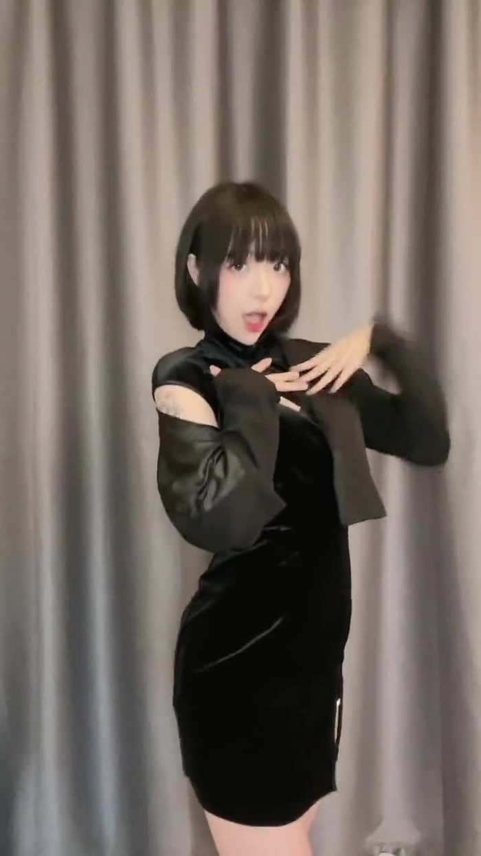 请叫我哎呦 hjl731795397
