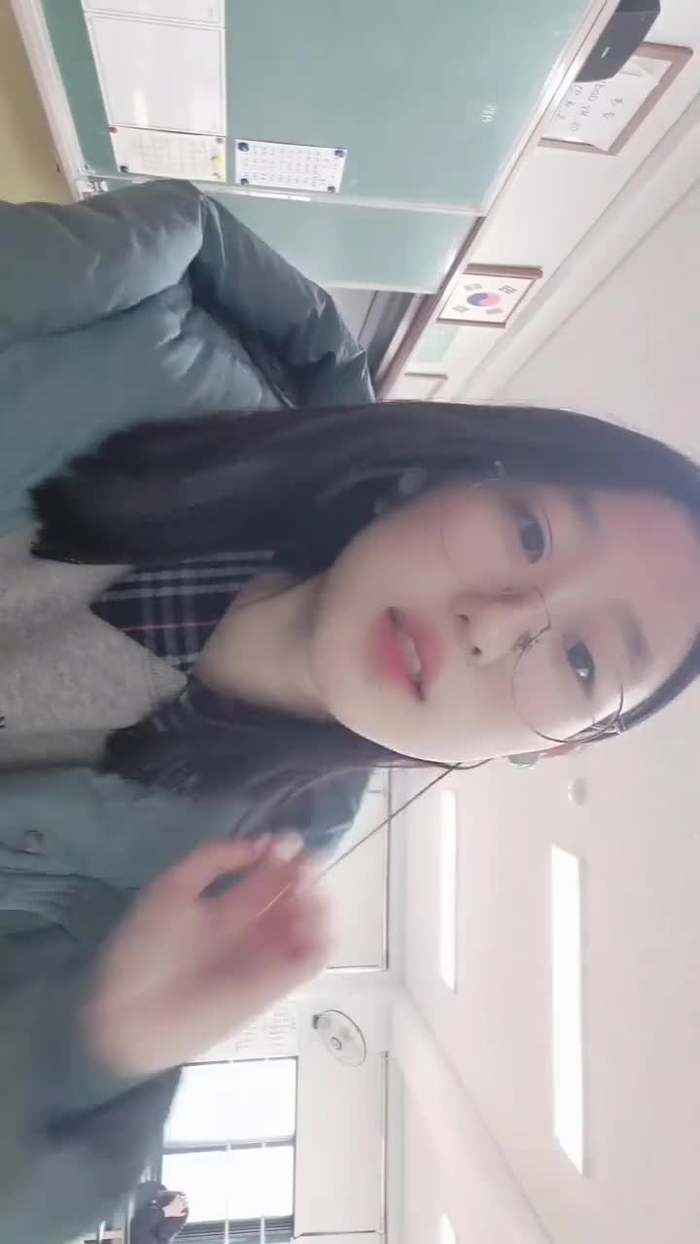 미련 | 코스트릿 토 milyeon11 25