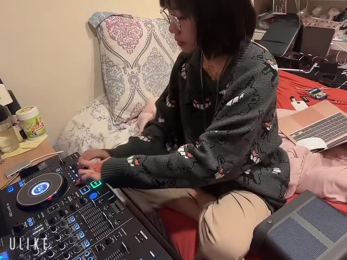 rina • naguts r_1_1111 17