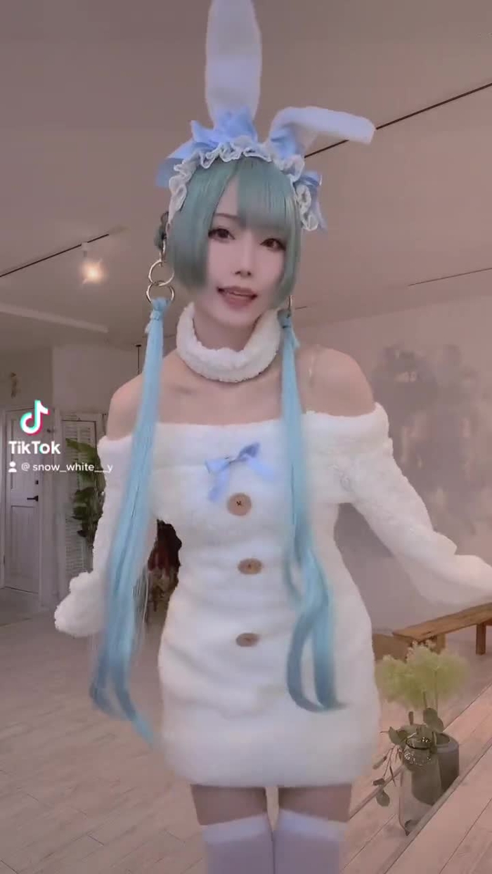 しらゆき❄️ Snow_White__y 24