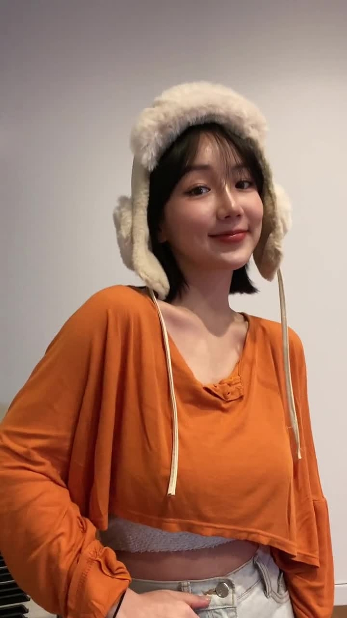 나디아 홍 Nadia Hong (@nadia_hong)’s videos with original sound - nadim sakha