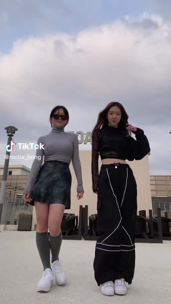 나디아 홍 Nadia Hong (@nadia_hong)’s videos with original sound - aeholland