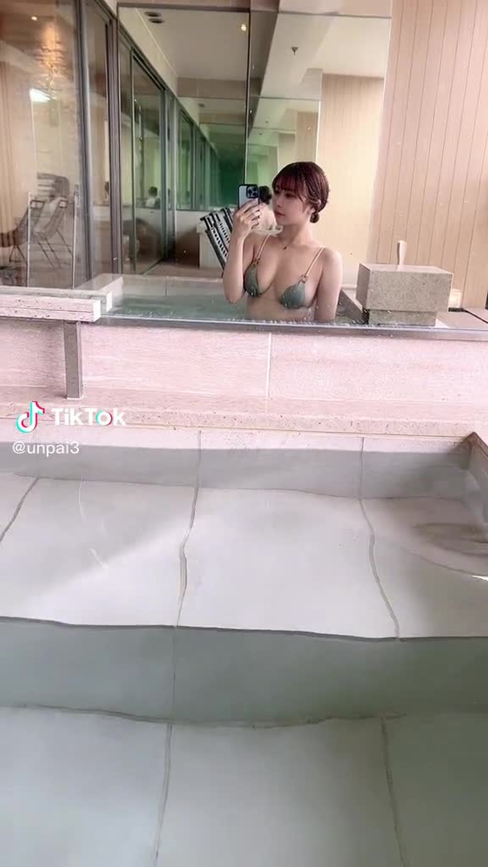 この動画を保存すると別な動画になるらしい