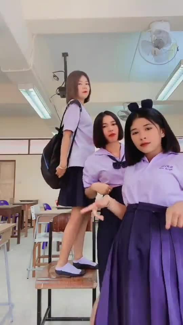 THAI-Student student13_thai 126