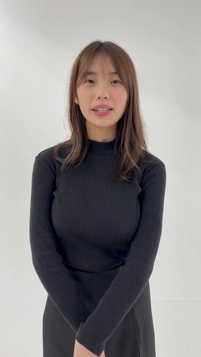 菊地姫奈 最新写真集『moment』公式 hinaphotobook 1