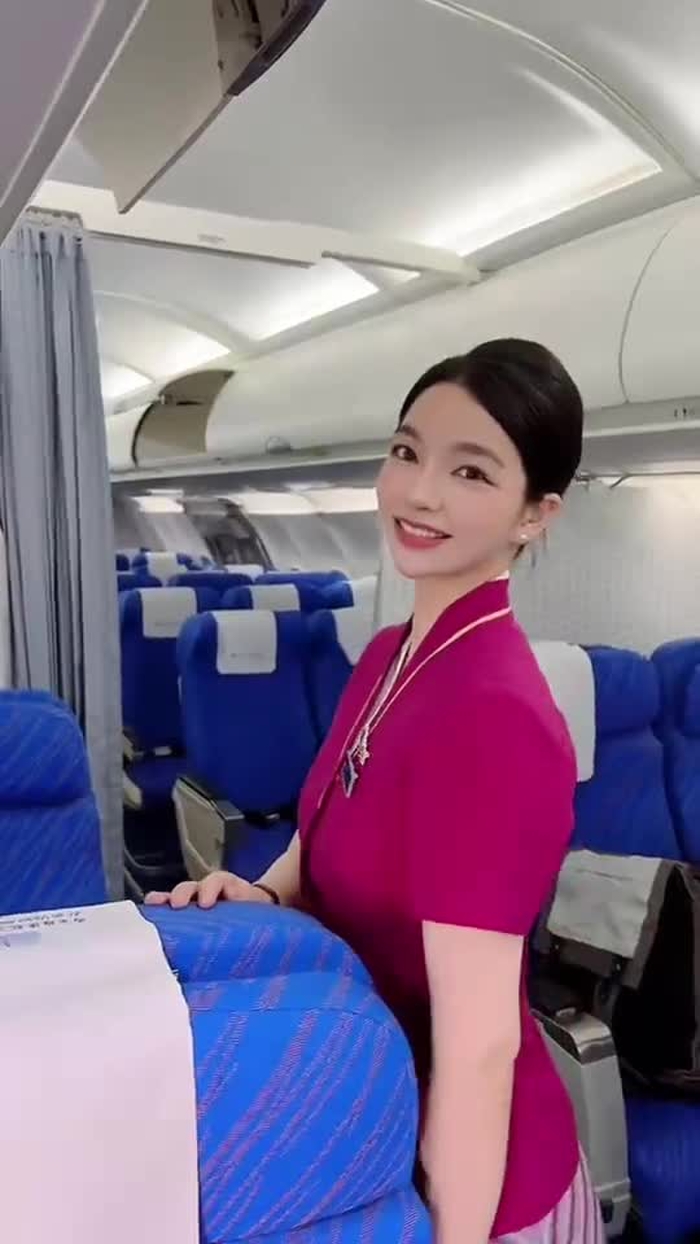 广州南航空乘王若琳私人号 manga903 1