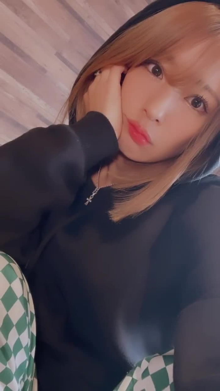 橋本 梨菜 rinasketch 27