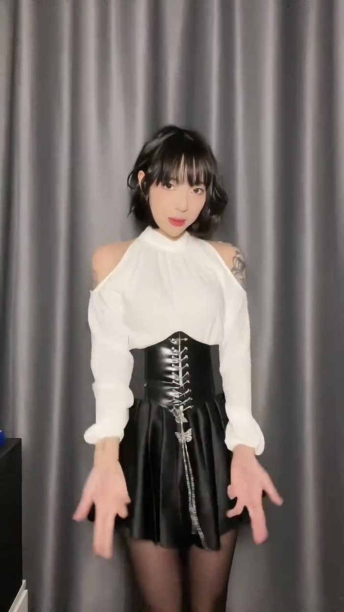 请叫我哎呦 hjl731795397 9