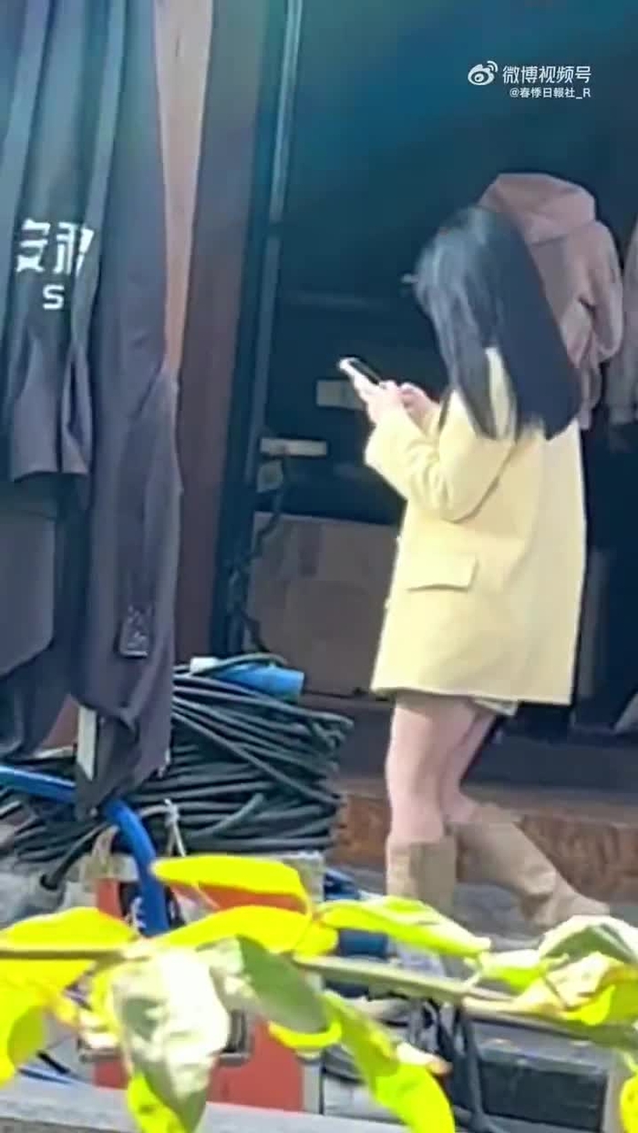 Simply Zhou Ye 周也 SimplyZhouYezi 30