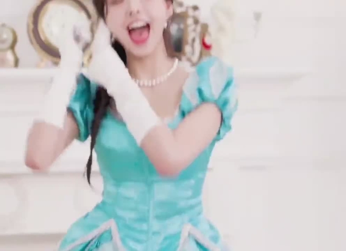 ITZY YUNA 신유나 ITZY_twt_YUNA 21