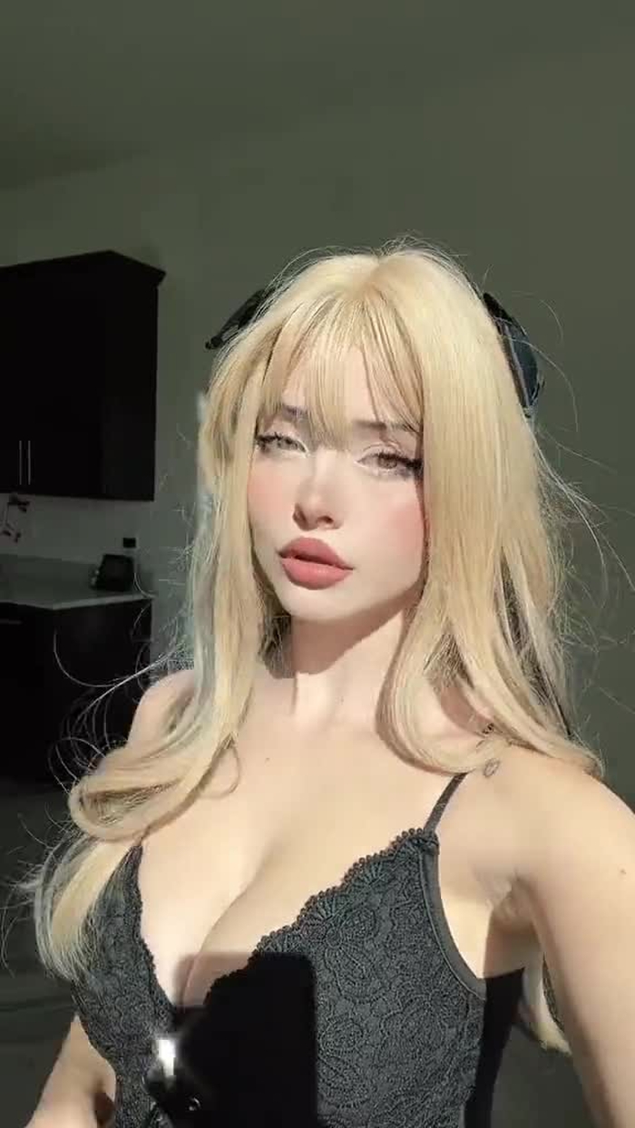 Gloom-E-Girl Gloomegirl 8