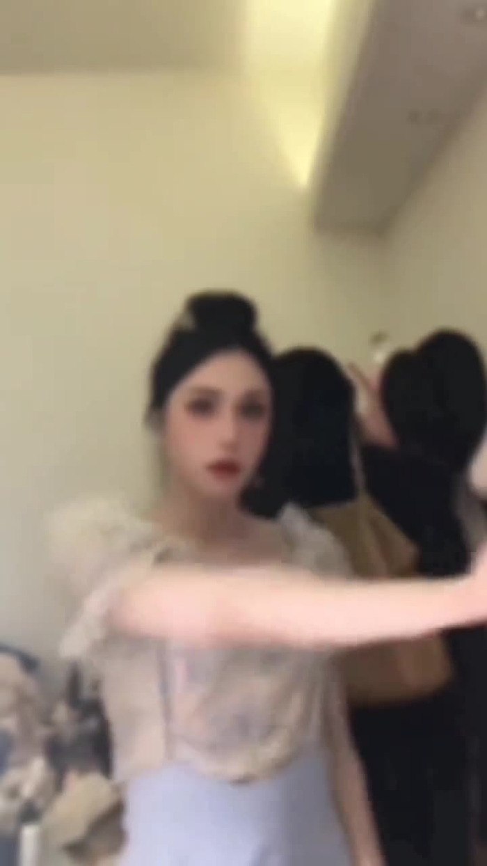 深藏功与名 Meritandfame