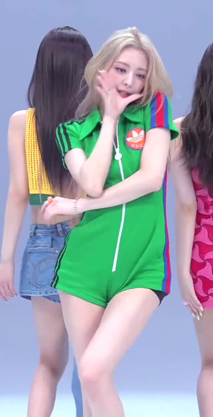 여돌 연구소장 hoot2299 14