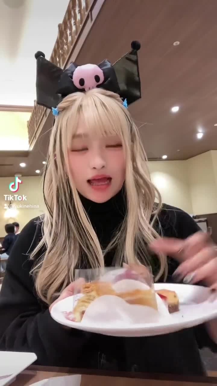 雪音氷菜( ゆきね ひな)⛄️❄️💙 yuki_hina36