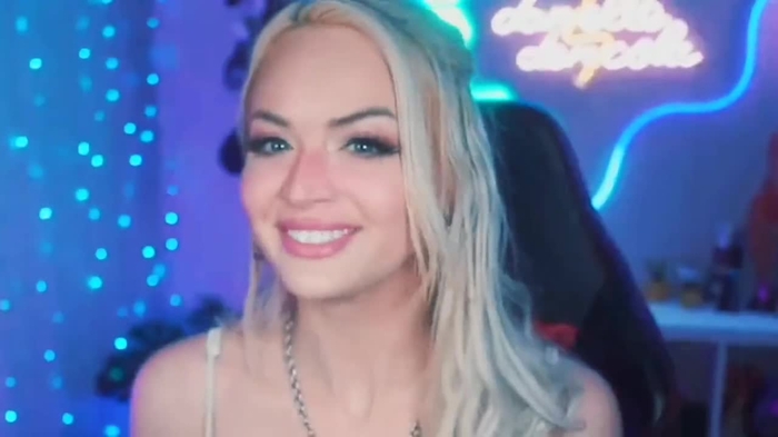 Danielle DeNicola daniellednicola 13