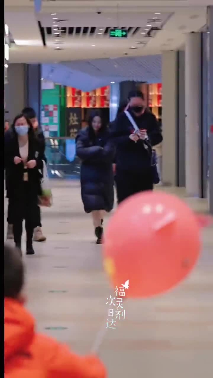 Simply Zhou Ye 周也 SimplyZhouYezi 54