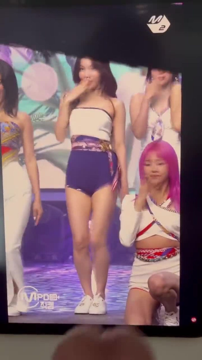 isthisaoa QHfROFj6m23CTRz 16