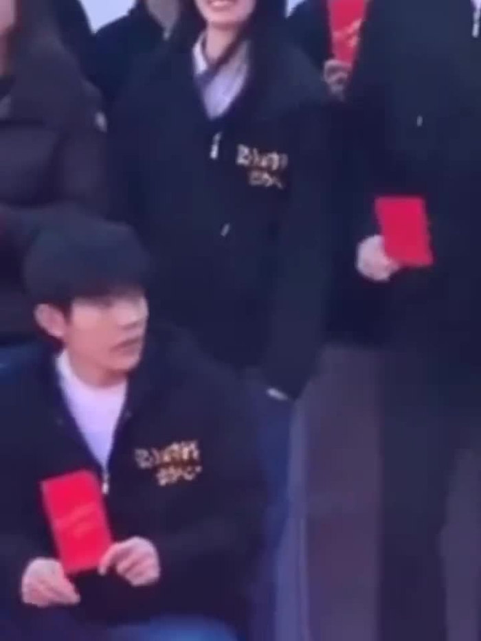 Simply Zhou Ye 周也 SimplyZhouYezi 61