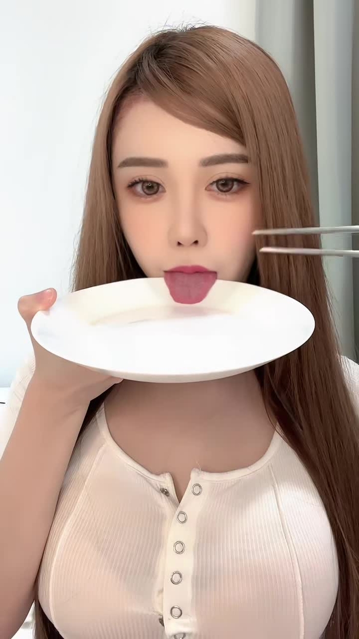 Hungry 🤤