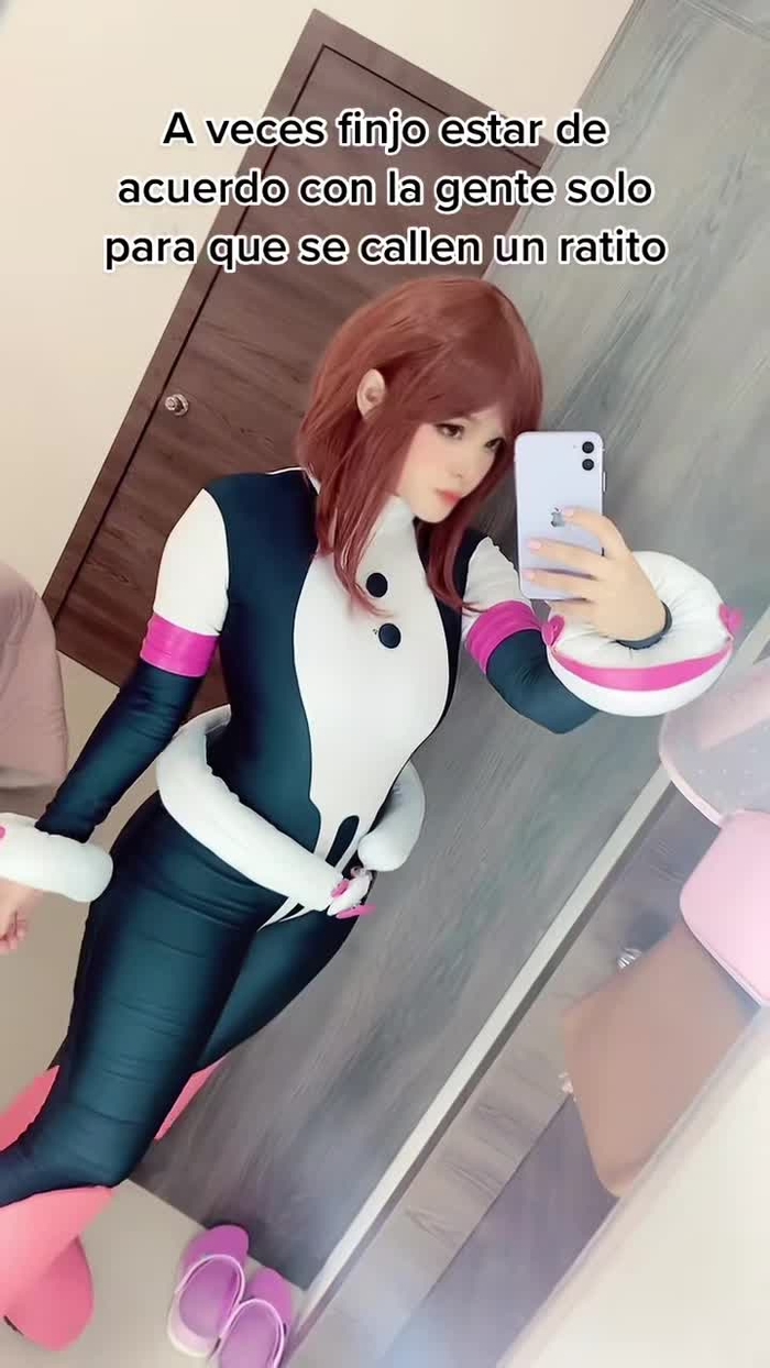 Quién más? 😂 #fypシ #uraraka #myheroacademia #humor #comedia #otaku