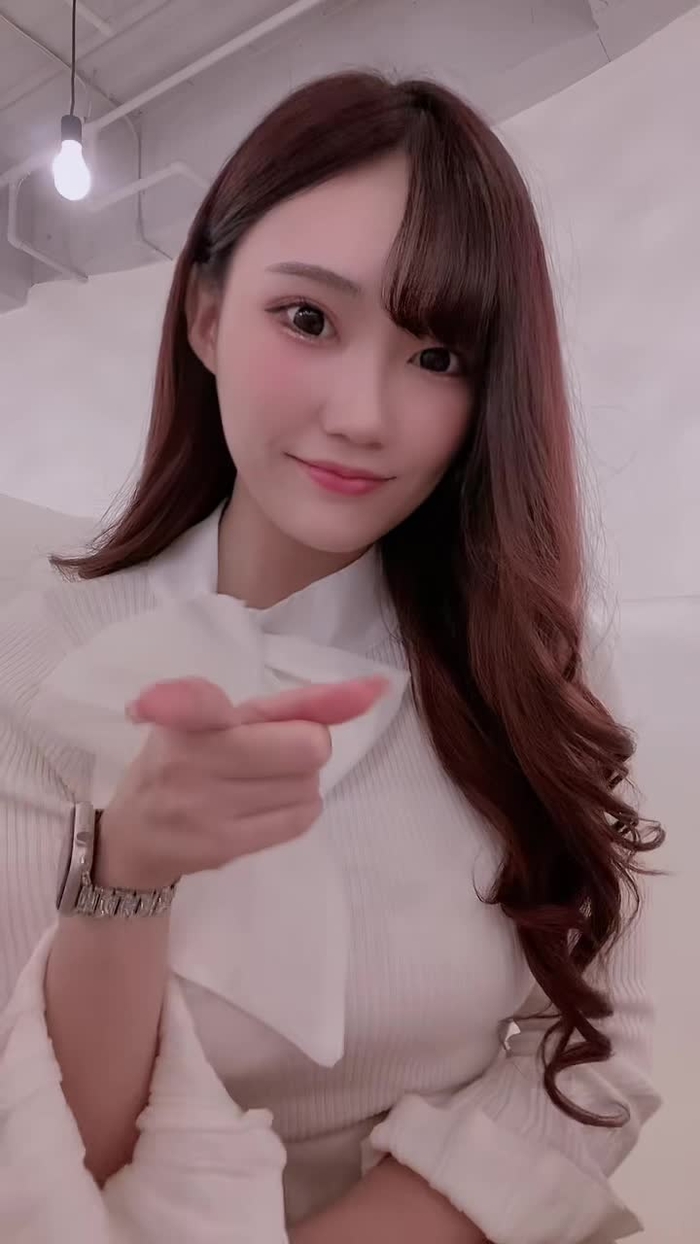 推しのTikTok横でカンニングしながら真似して撮りました🧸💓 #アンジュールミナミ #キャバ壌 #fyp #ハート