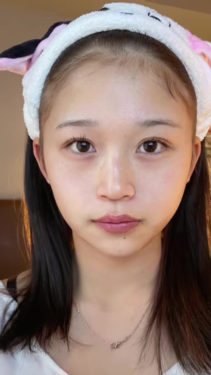 ガチすっぴん高画質で載せたの初めてやけんお手柔らかにお願いします🤥 #オススメ1番上 #おすすめにのりたい #Instagram