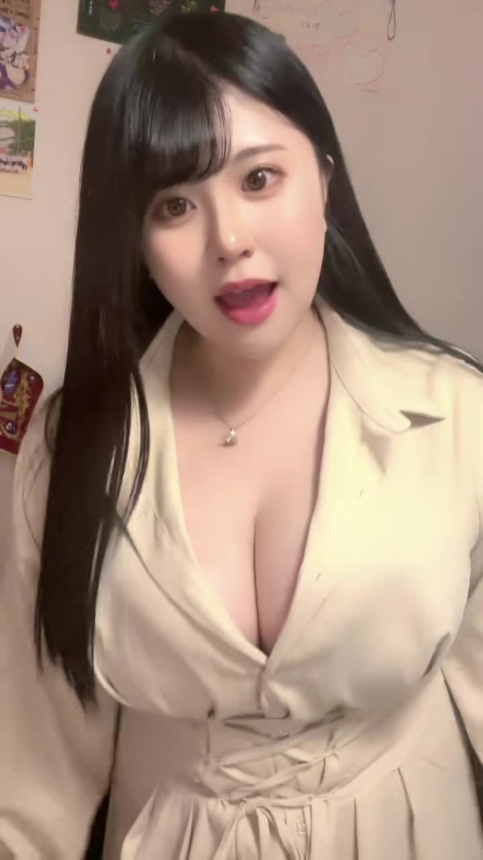 みんなからのDMで毎度やらかしたことを知らされる🙂 #黒川むに #インスタライブ